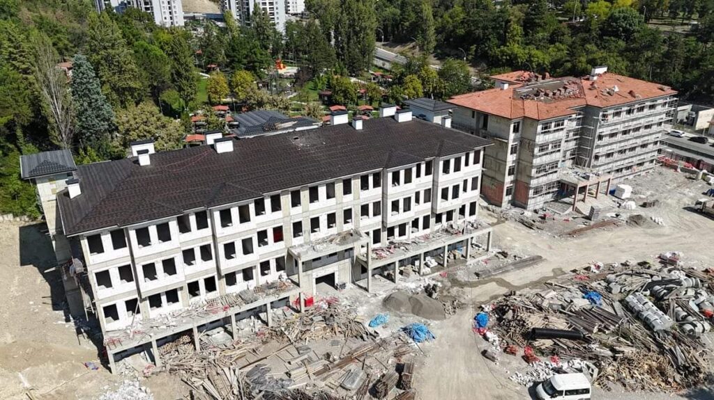 Karabük Anadolu İmam Hatip Lisesi Yüzde 60’ı Tamamlandı