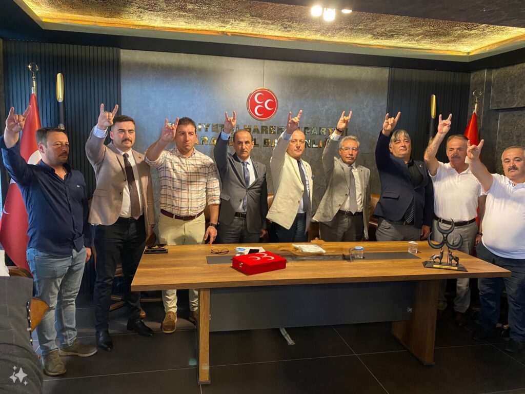 Milliyetçi Hareket Partisi Karabük Merkez İlçe Başkanlığı’nda Devir Teslim Töreni.