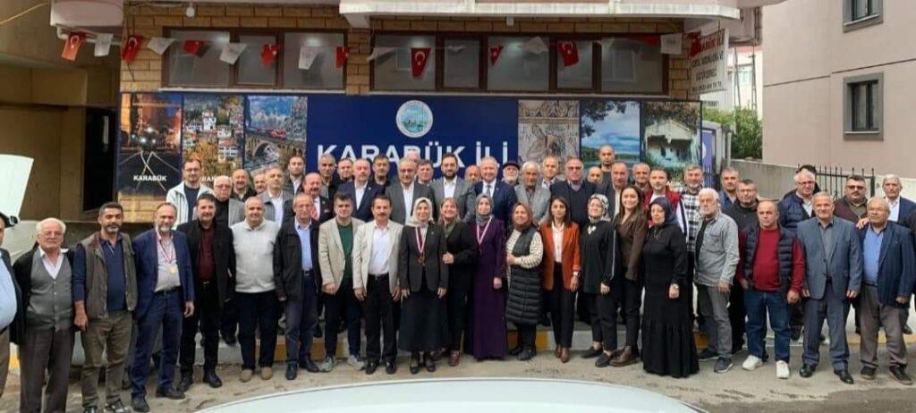 İstanbul/Karabük İli Sosyal Yardımlaşma ve Kültür Derneği Yeni Yönetim Kurulunu Tanıttı..