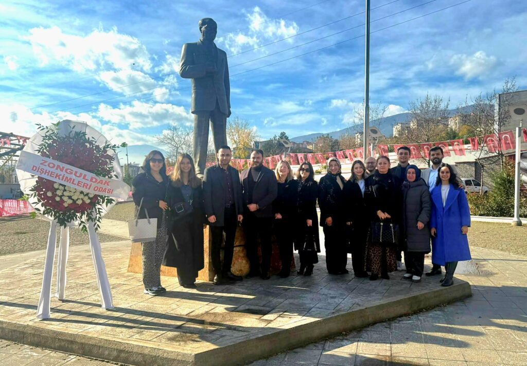 22 Kasım Dişhekimliği Günü ve Toplum Ağız ve Diş Sağlığı Haftası Karabük’te Kutlandı