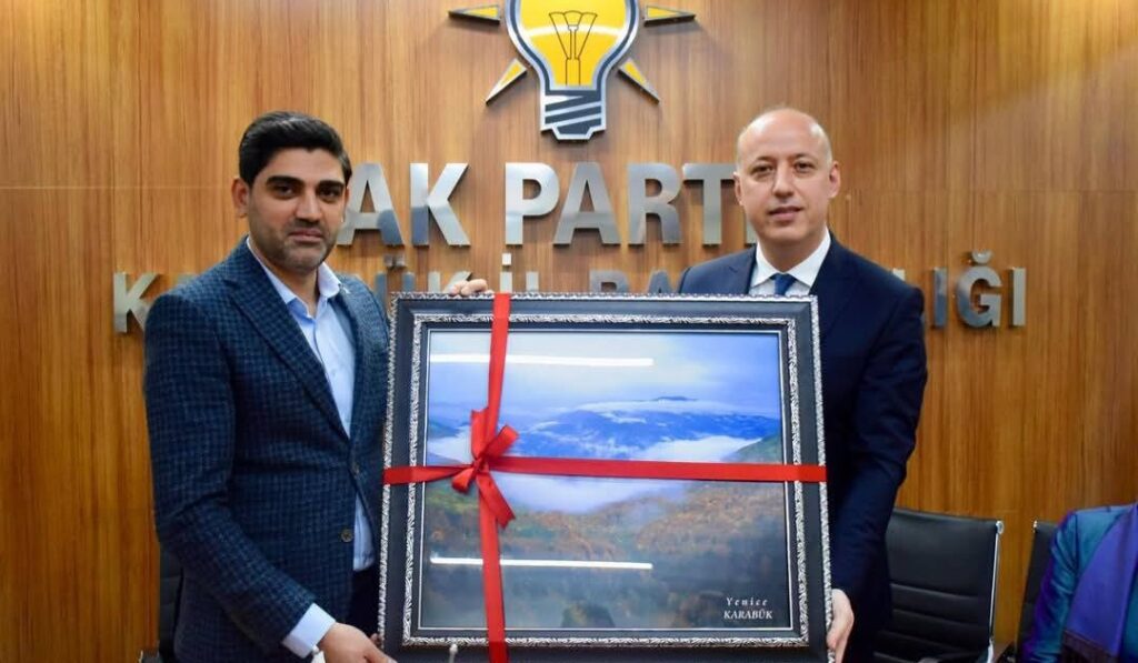 YENİCELİLER DERNEĞİ’NDEN BAŞKAN SALT’A HAYIRLI OLSUN ZİYARETİ