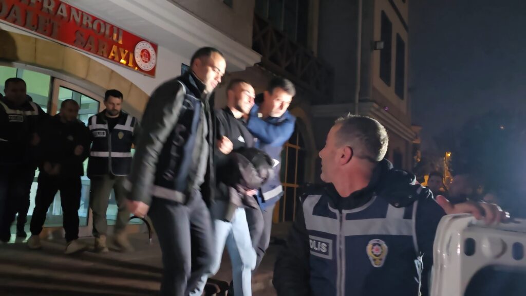 Safranbolu’da Kuyumcu Soygunu: 4 Şüpheli Tutuklandı.