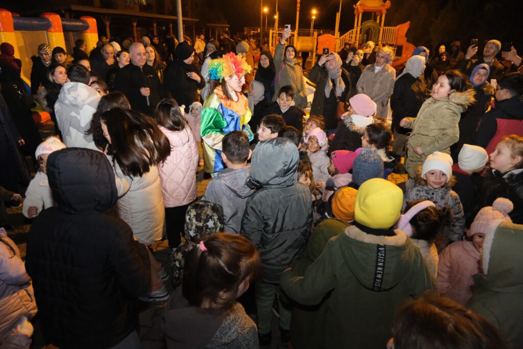 Ramazan Tiyatrosu 5000 Evler Bahçelievler Mahallesi’nde Yoğun İlgi Gördü