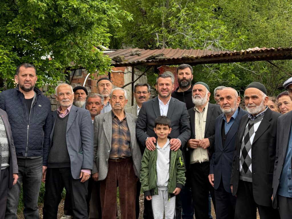 Başkan Çetinkaya, Yeşil Mahalle’de Kentsel Dönüşüm Sürecini Değerlendirdi