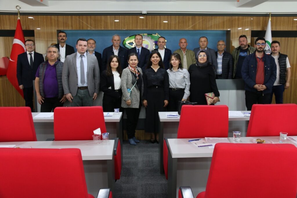 Karabük’te Kooperatifçilik Rüzgarı: 2025 Uluslararası Kooperatifler Yılı İçin Bilgilendirme Toplantısı Düzenlendi….