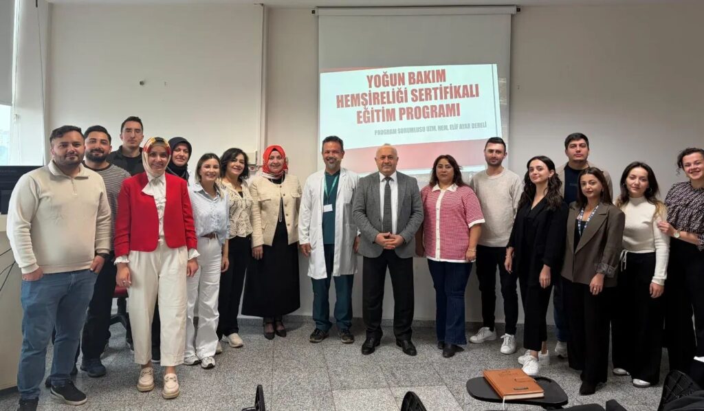 Yoğun Bakım Hemşireliği Sertifikalı Eğitim Programı Gerçekleştirildi