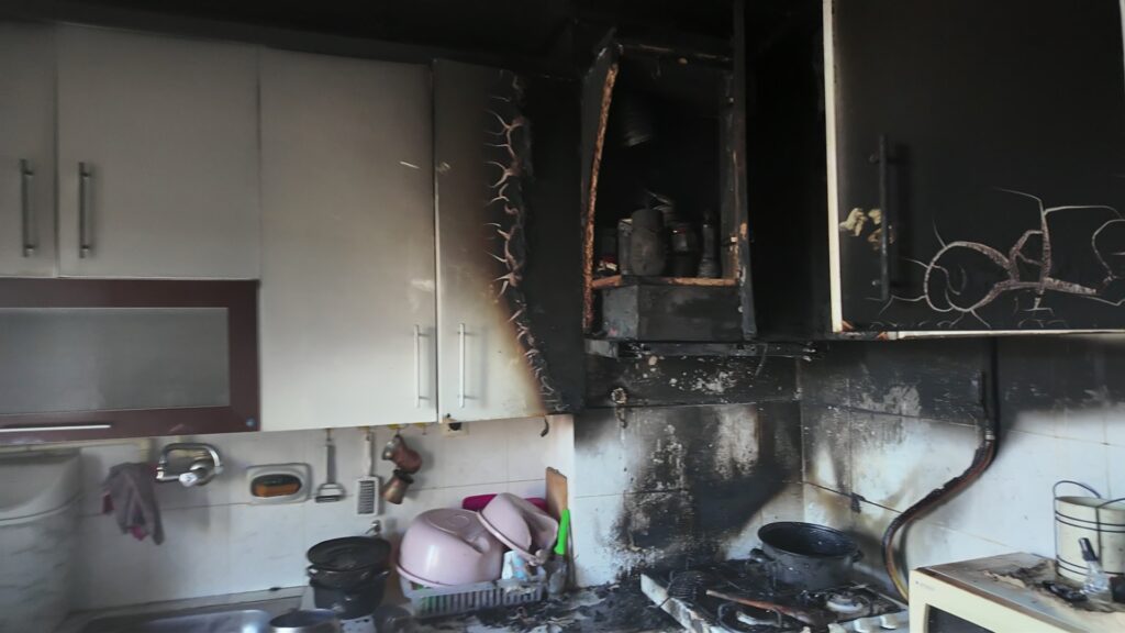 Karabük’te bir apartman dairesinde çıkan yangın, ekiplerin hızlı müdahalesiyle kısa sürede kontrol altına alındı.