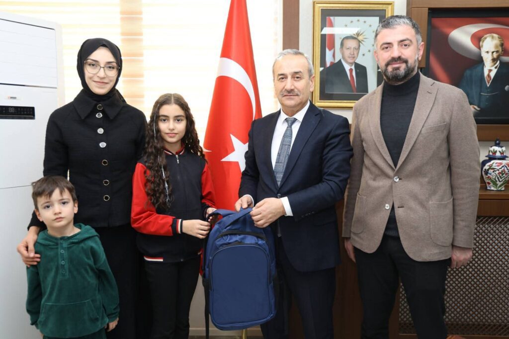 Karabük’ten Yükselen Anlamlı Beste: Ece Aslan’nın“Su” Temalı Çalışması Büyük Takdir Topladı…..