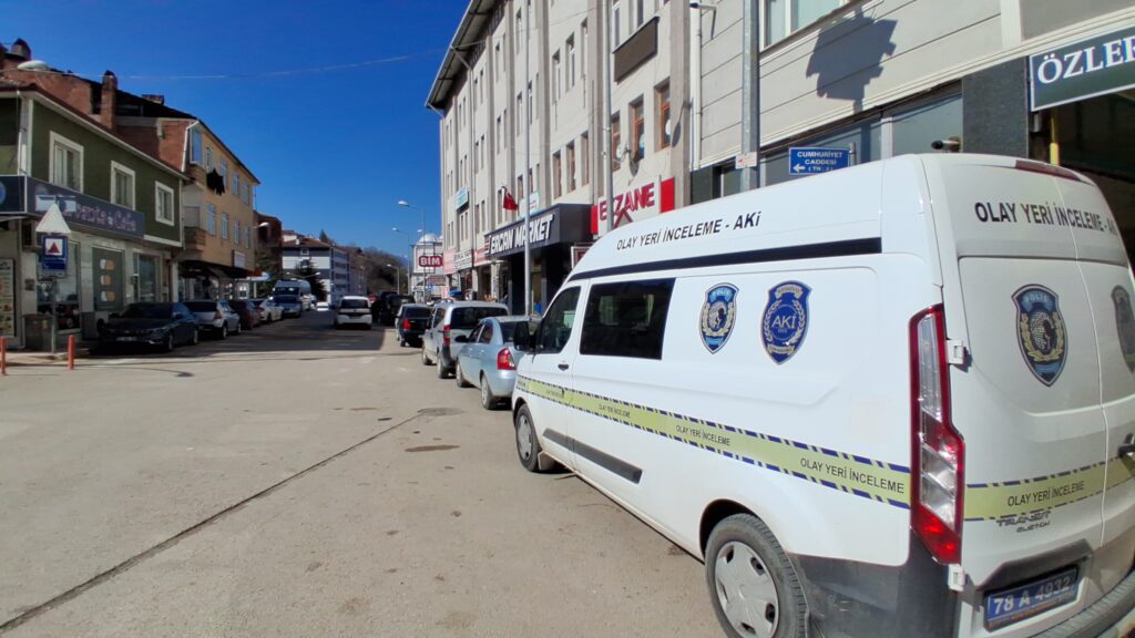 Sürücü Kursu Müdürü Odasında Hayatını Kaybetmiş Halde Bulundu