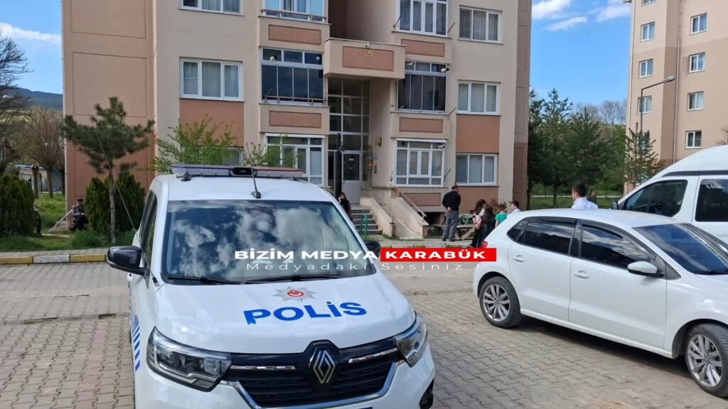 Karabük’te yalnız yaşayan kişi evinde ölü bulundu.